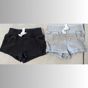 Newborn knit shorts